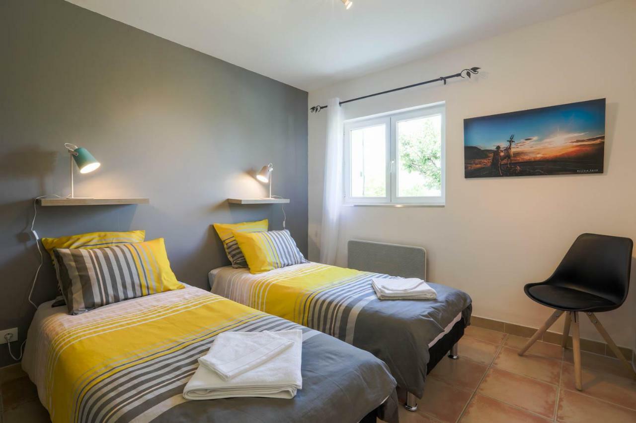 Villa Mas Saint Antoine à Bourg-Saint-Andéol Extérieur photo