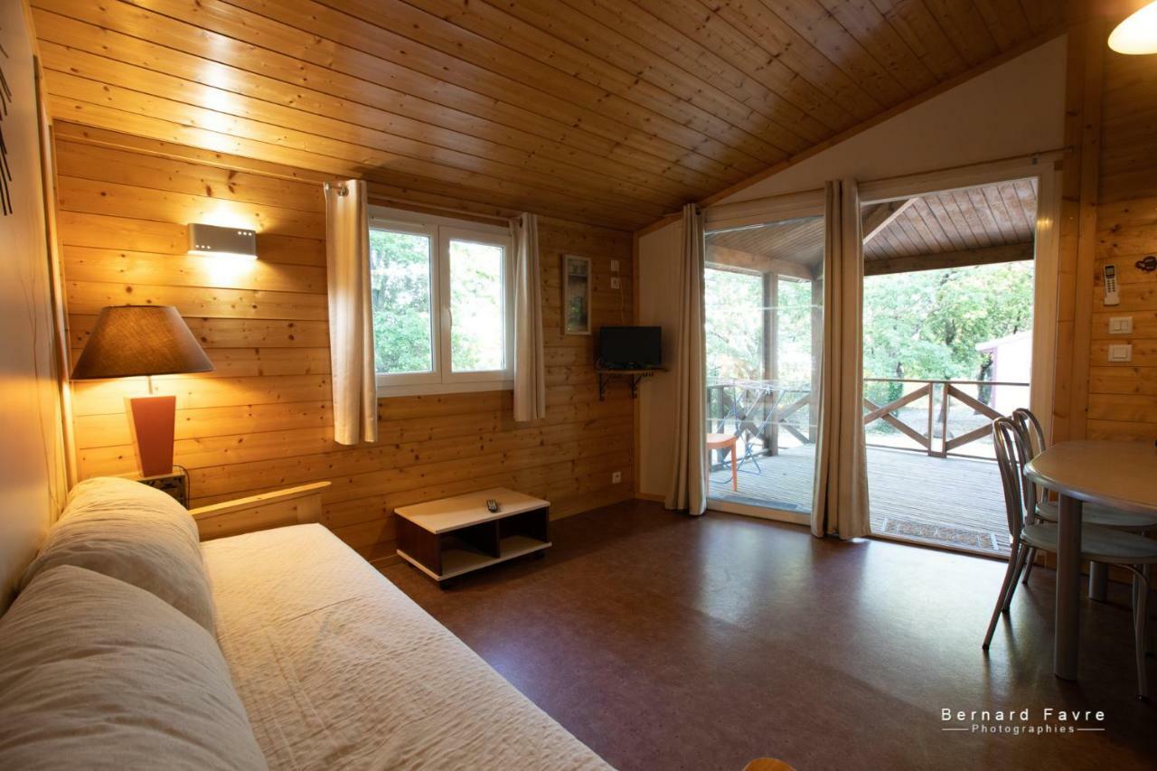 Villa Mas Saint Antoine à Bourg-Saint-Andéol Extérieur photo
